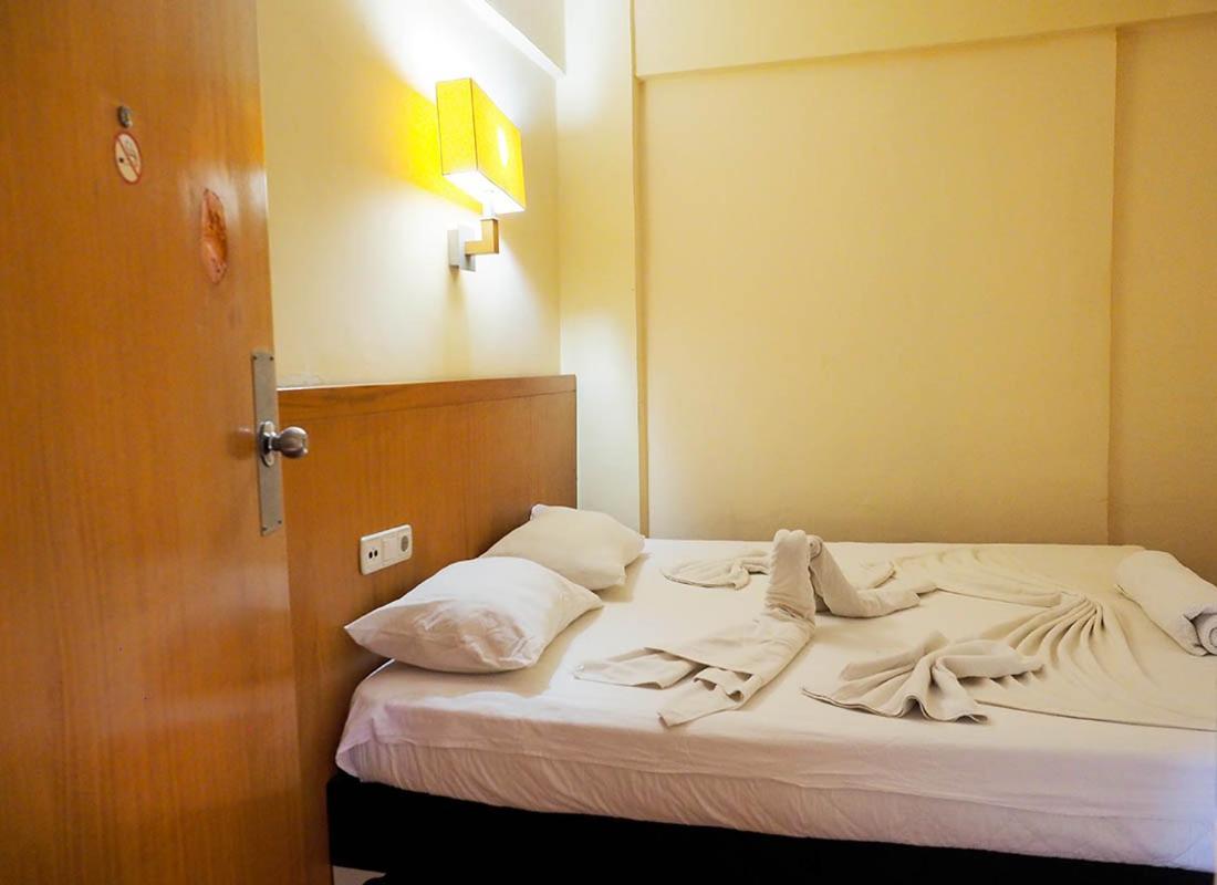 Club Herakles Hotel Kemer Esterno foto
